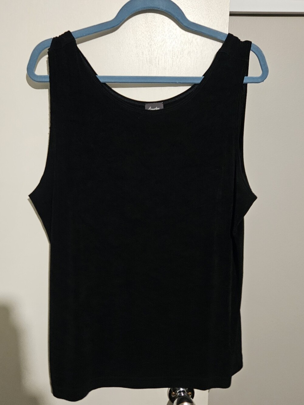 Classic Black Sleeveless Women's Tank Top by Chico's